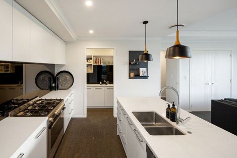 Photo of property in 32 Helen June Avenue, Flagstaff, Hamilton, 3210