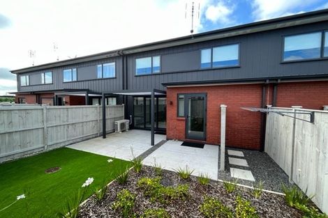 Photo of property in 21 Orona Place, Takanini, 2112
