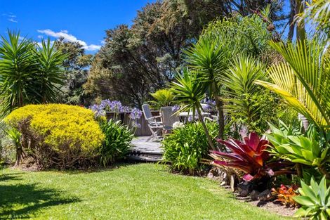 Photo of property in 33 Tawa Street, Oneroa, Waiheke Island, 1081