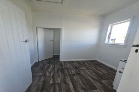 Photo of property in 11a Ruapehu Street, Castlecliff, Whanganui, 4501