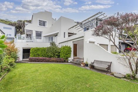 Photo of property in 32 Paremata Crescent, Paremata, Porirua, 5024