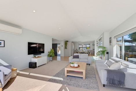 Photo of property in 11 Aberdare Street, Halswell, Christchurch, 8025