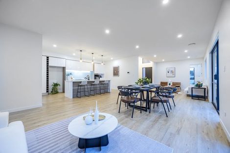 Photo of property in 5 Cutfield Lane, Kumeu, 0810