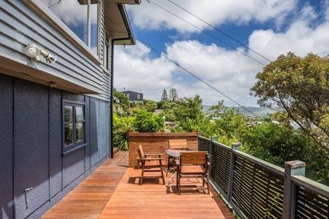 Photo of property in 22 Kiriwai Road, Paremata, Porirua, 5024