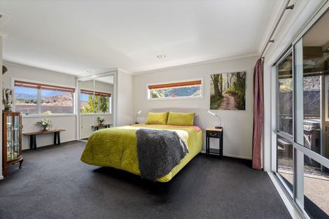 Photo of property in 14 Beach Road, Waikawa, Picton, 7220