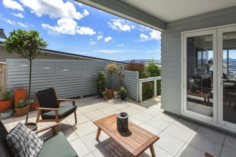 Photo of property in 76 Endeavour Drive, Whitby, Porirua, 5024