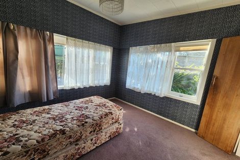 Photo of property in 16 City View Grove, Harbour View, Lower Hutt, 5010