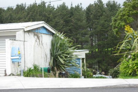 Photo of property in 13 Linda Street, Oakura, 4314