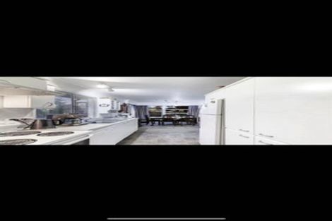 Photo of property in 102 Gills Road, Bucklands Beach, Auckland, 2014