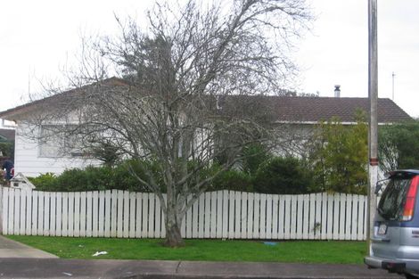 Photo of property in 19 Lipton Grove, Opaheke, Papakura, 2113