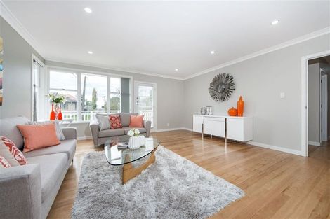 Photo of property in 4 Kelkirk Street, Kelston, Auckland, 0602