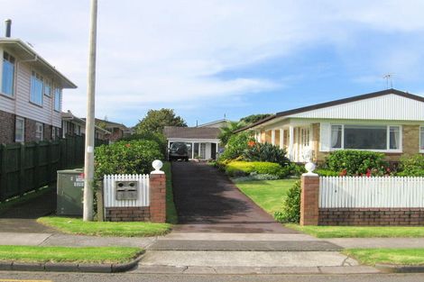 Photo of property in 1/13 The Parade, Bucklands Beach, Auckland, 2012