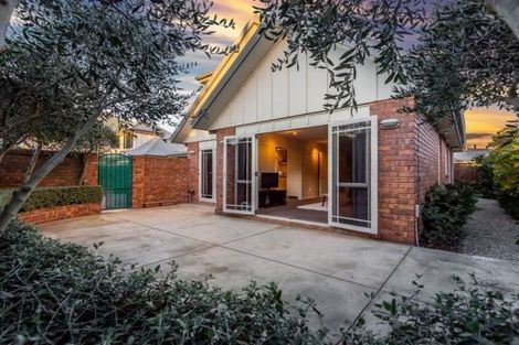 Photo of property in 11a Galway Avenue, Bryndwr, Christchurch, 8052