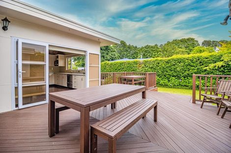 Photo of property in 1 Tulloch Street, Saint Johns Hill, Whanganui, 4500