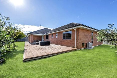 Photo of property in 31 Paso Fino Crescent, Karaka, Papakura, 2113