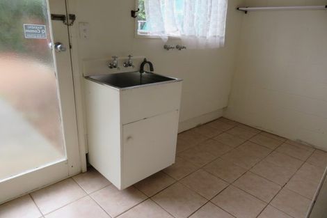 Photo of property in 2/1 Bramley Drive, Farm Cove, Auckland, 2012