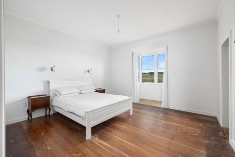 Photo of property in 40 Te Muna Road, Martinborough, 5784