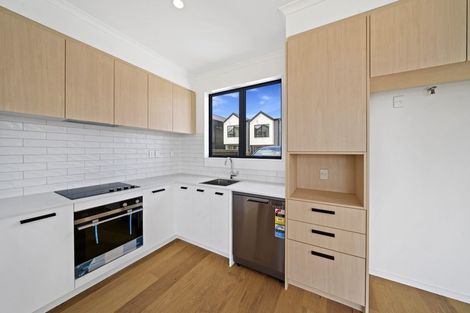 Photo of property in 89 Waipuhinui Way, Wiri, Auckland, 2104