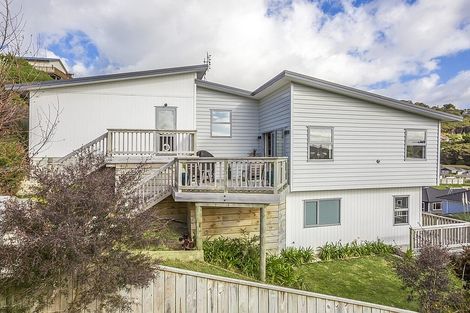 Photo of property in 16 Bluejacket Place, Whitby, Porirua, 5024