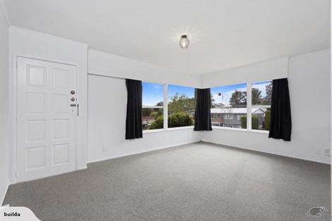 Photo of property in 1/12 Kathleen Street, Totara Vale, Auckland, 0627