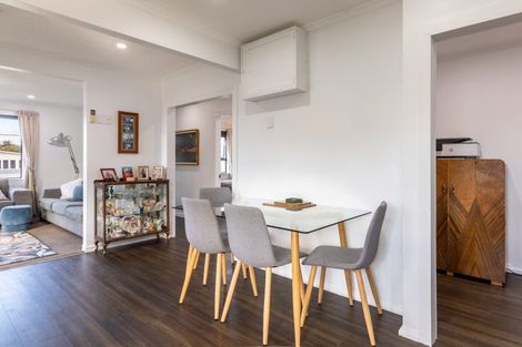 Photo of property in 32 Arthur Street, Pahiatua, 4910