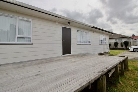 Photo of property in 49 Dungarvon Place, Clendon Park, Auckland, 2103