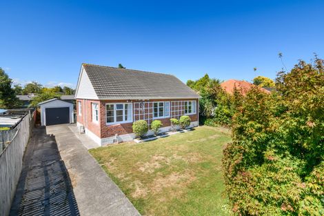 Photo of property in 140 Rangiora Avenue, Roslyn, Palmerston North, 4414