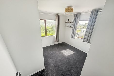 Photo of property in 111 Woodman Drive, Tawa, Wellington, 5028