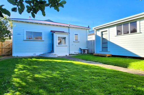 Photo of property in 74 Grove Street, Saint Kilda, Dunedin, 9012