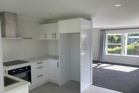 Photo of property in 2/22 Gladys Avenue, Glenfield, Auckland, 0629