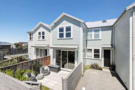 Photo of property in 20c Reef Street, Island Bay, Wellington, 6023