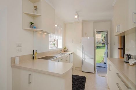 Photo of property in 42 Rogan Street, Mount Roskill, Auckland, 1041