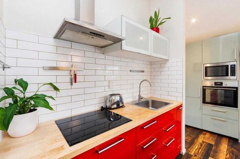 Photo of property in 72c Albert Street, Palmerston North, 4414