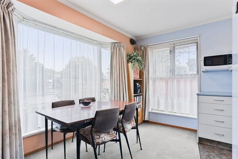 Photo of property in 4a-b Goodwood Close, Rangiora, 7400