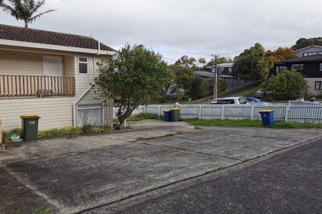 Photo of property in 1/31 Becroft Drive, Forrest Hill, Auckland, 0620