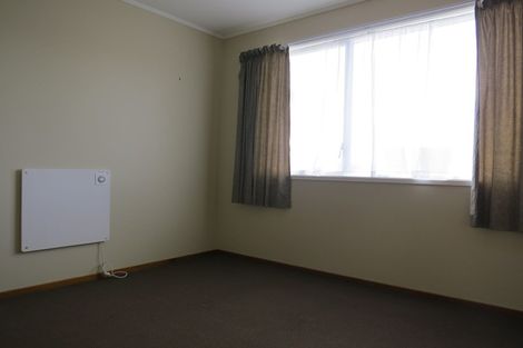 Photo of property in 43 Pisces Road, Glen Eden, Auckland, 0602