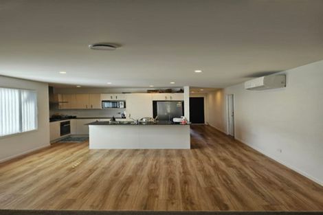 Photo of property in 20 Castlepoint Avenue, Takanini, 2110