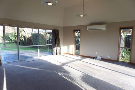 Photo of property in 194 Hawthornden Road, Avonhead, Christchurch, 8042