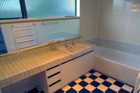 Photo of property in 1/10 Chevron Place, Ilam, Christchurch, 8041