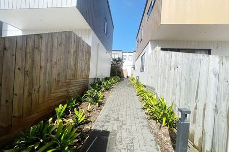 Photo of property in 7/22 Ryburn Road, Mount Wellington, Auckland, 1062