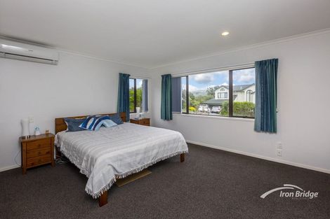 Photo of property in 119 Woodman Drive, Tawa, Wellington, 5028