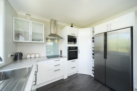 Photo of property in 6 George Street, Bulls, 4818