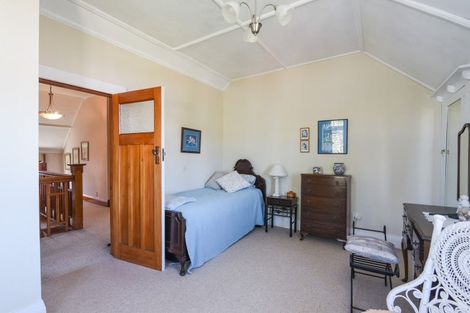 Photo of property in 24 Sandringham Street, Saint Clair, Dunedin, 9012