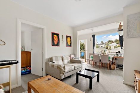 Photo of property in 7 Murray Street, Island Bay, Wellington, 6023