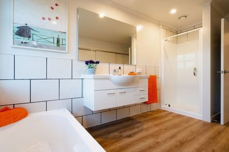 Photo of property in 2 Middleton Road, Kew, Dunedin, 9012