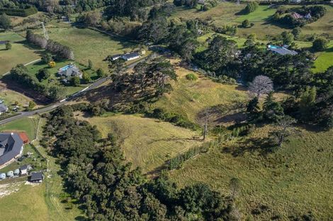 Photo of property in 15 Elmore Road, Paremoremo, Auckland, 0793