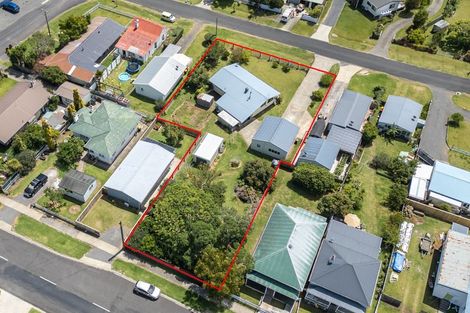 Photo of property in 68 Watt Street, Coromandel, 3506