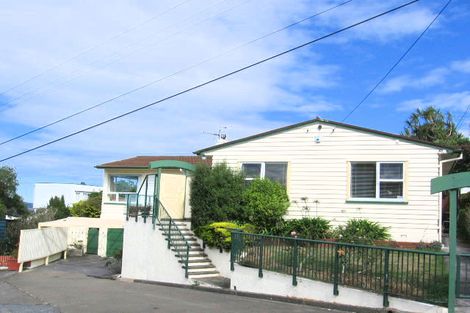 Photo of property in 1 Tensing Place, Khandallah, Wellington, 6035