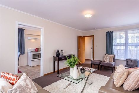 Photo of property in 27 Riverpark Crescent, Henderson, Auckland, 0610