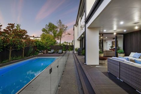 Photo of property in 15a Garden Road, Merivale, Christchurch, 8014